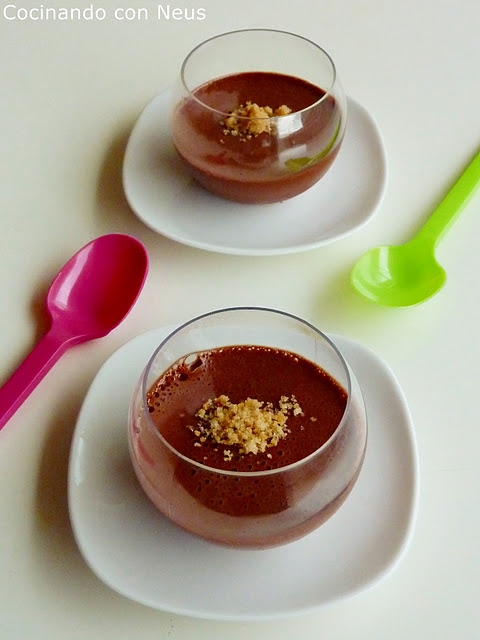 Crema de chocolate con nueces