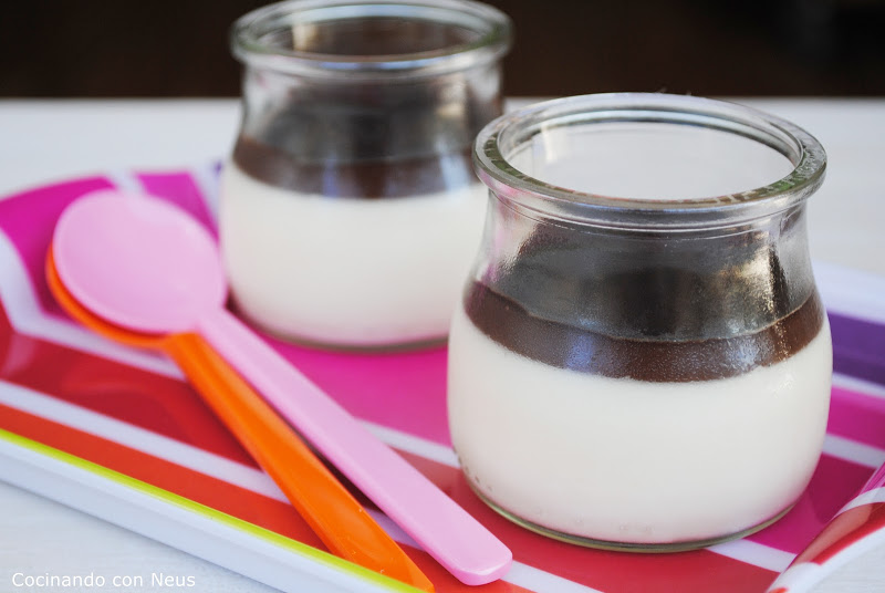 Panacotta de vainilla con chocolate