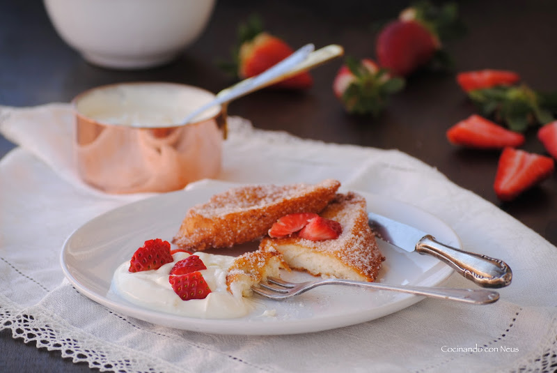 Torrijas con mascarpone y fresas