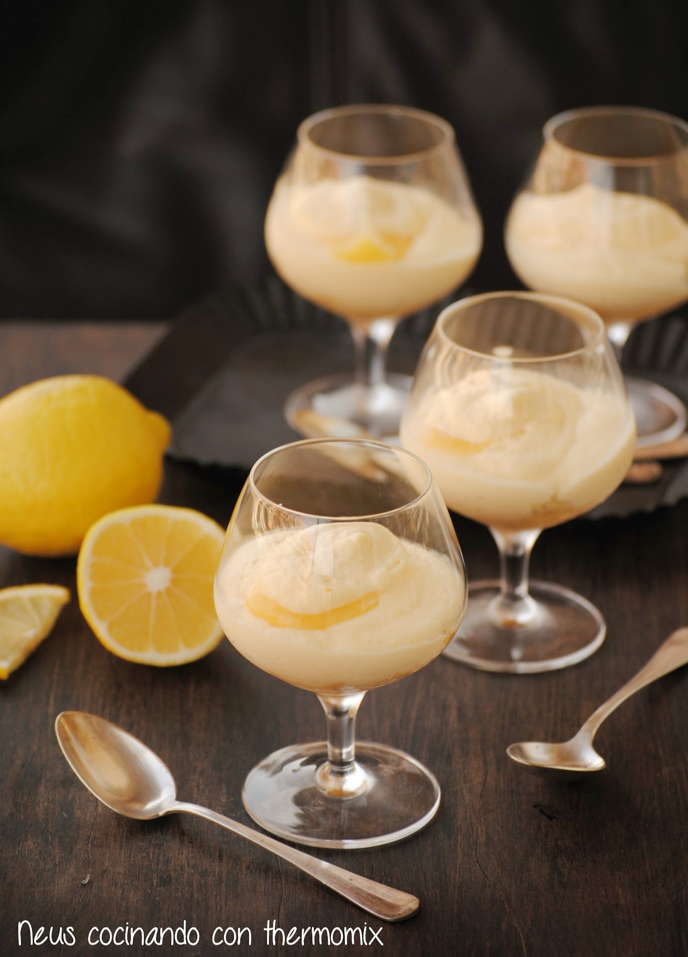 Copa de tiramisú de lemon curd