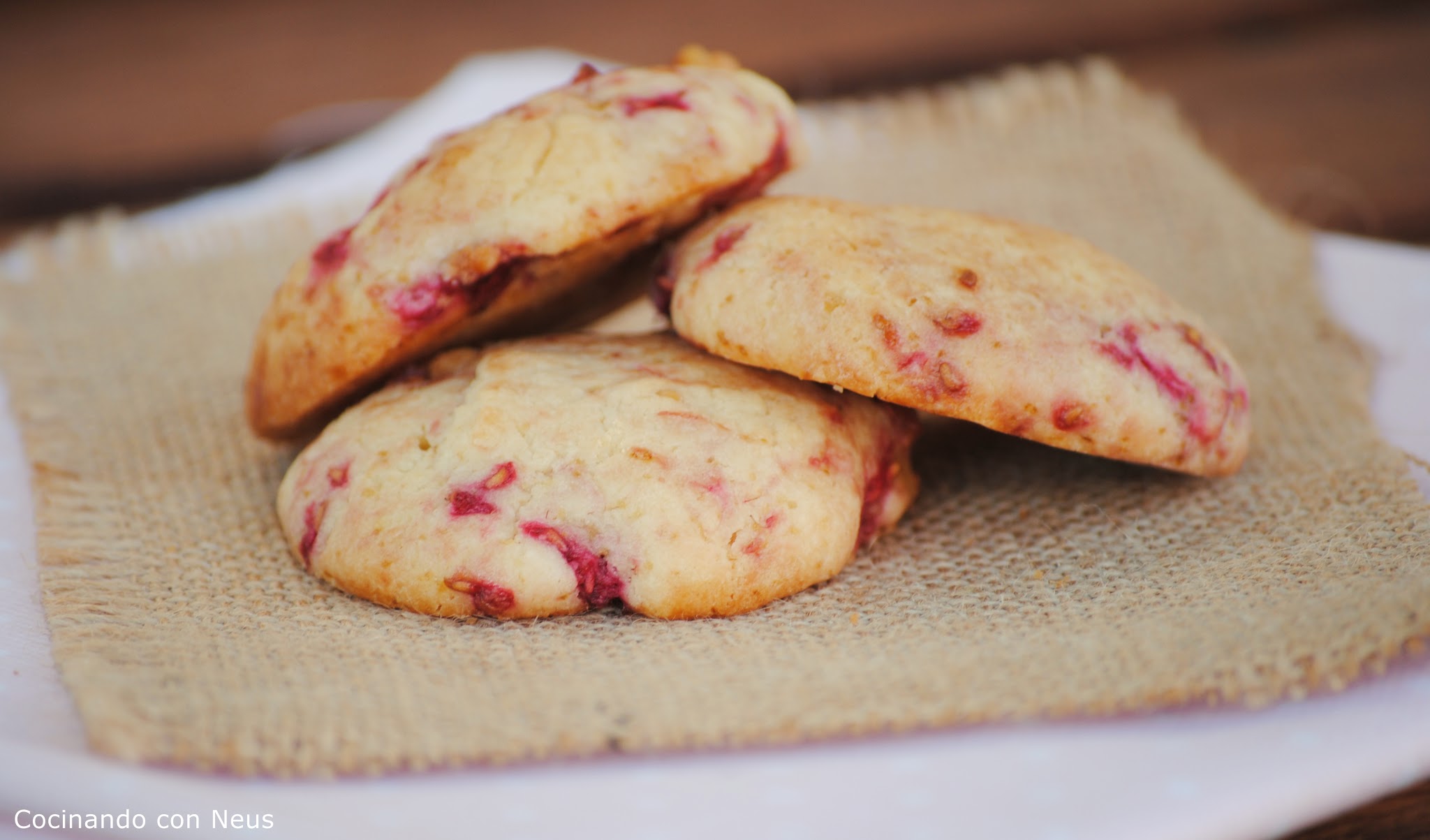 Galletas con frambuesas y nueces con Thermomix