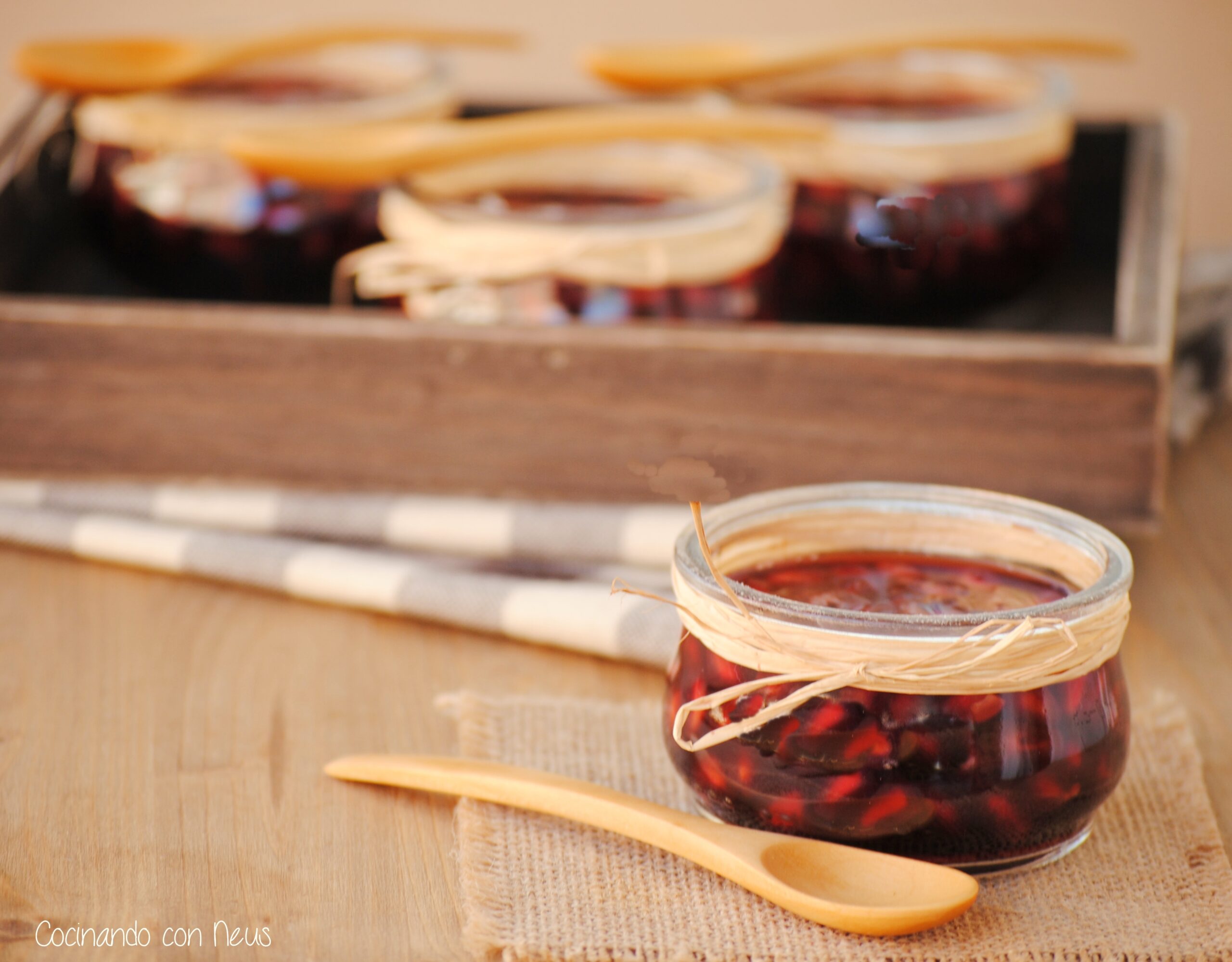 Granadas con vino al aroma de canela con Thermomix